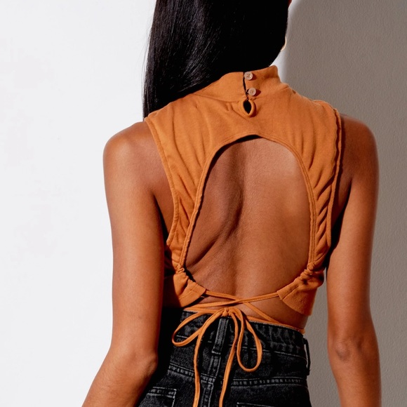 Motel Rocks Quera Crop Top in Rib Salted Caramel - Picture 2 of 3